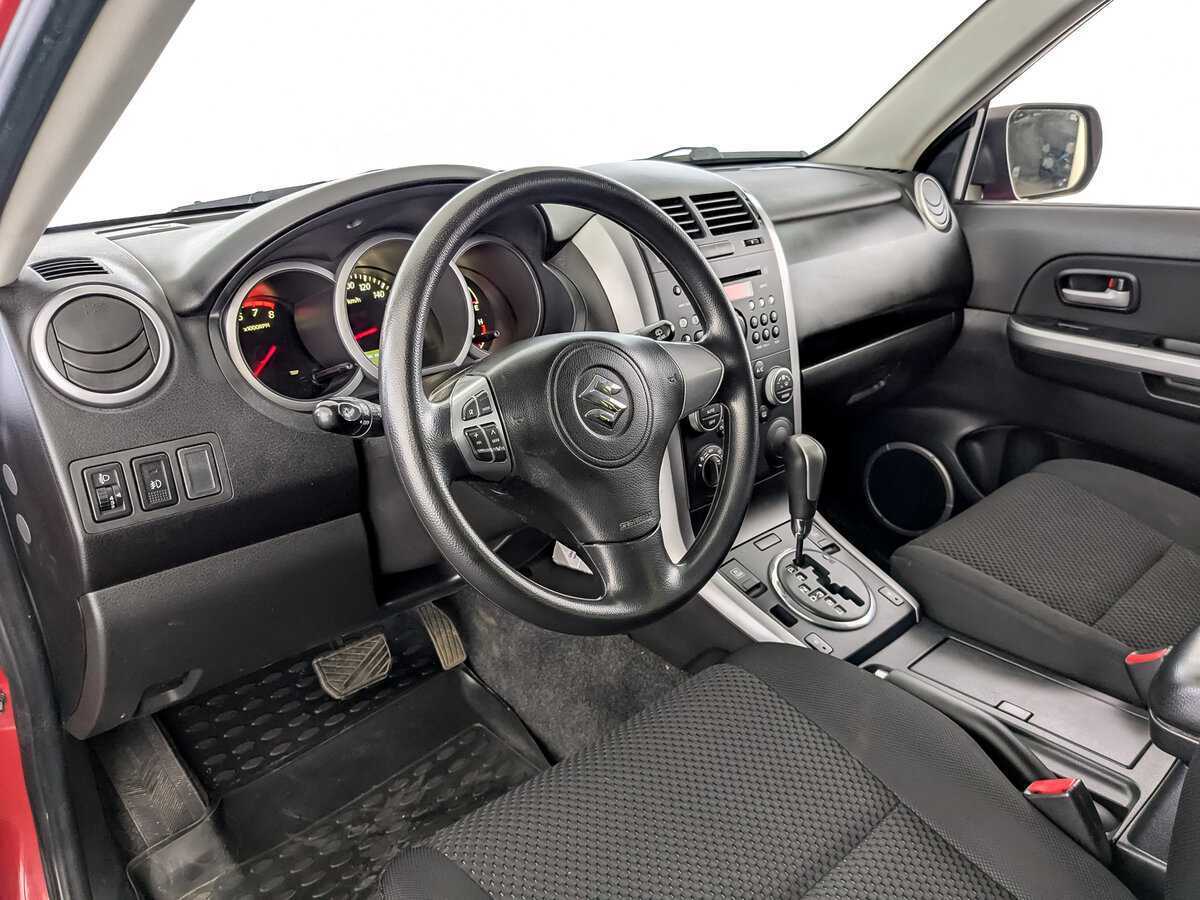 Suzuki Grand Vitara 2010 года с пробегом. Фото: #15