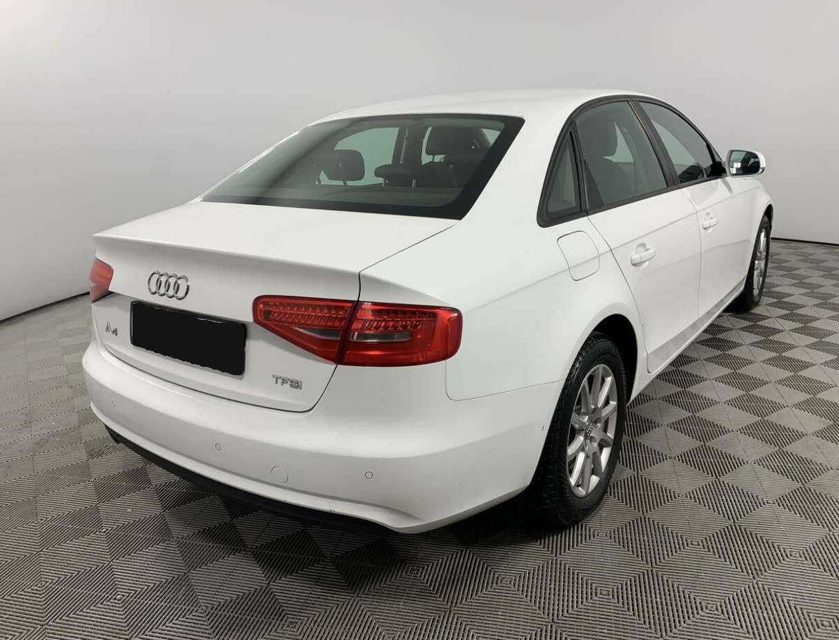 Audi A4 2013 года с пробегом. Фото: #3