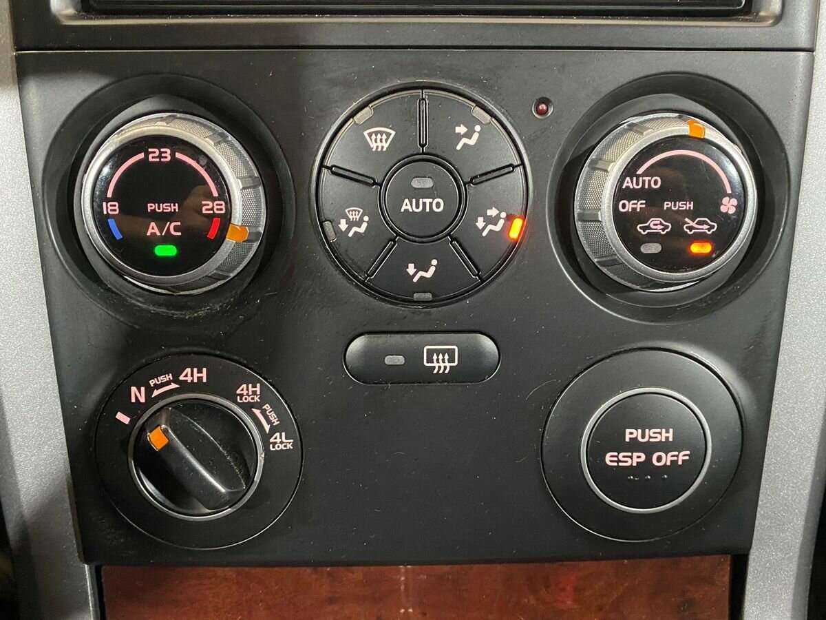 Suzuki Grand Vitara 2006 года с пробегом. Фото: #9