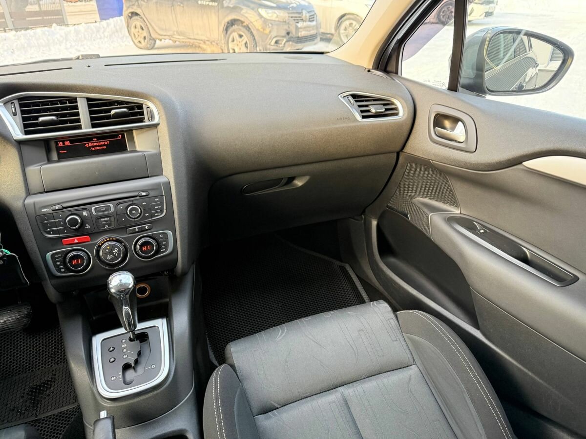 Citroen C4 2011 года с пробегом. Фото: #5