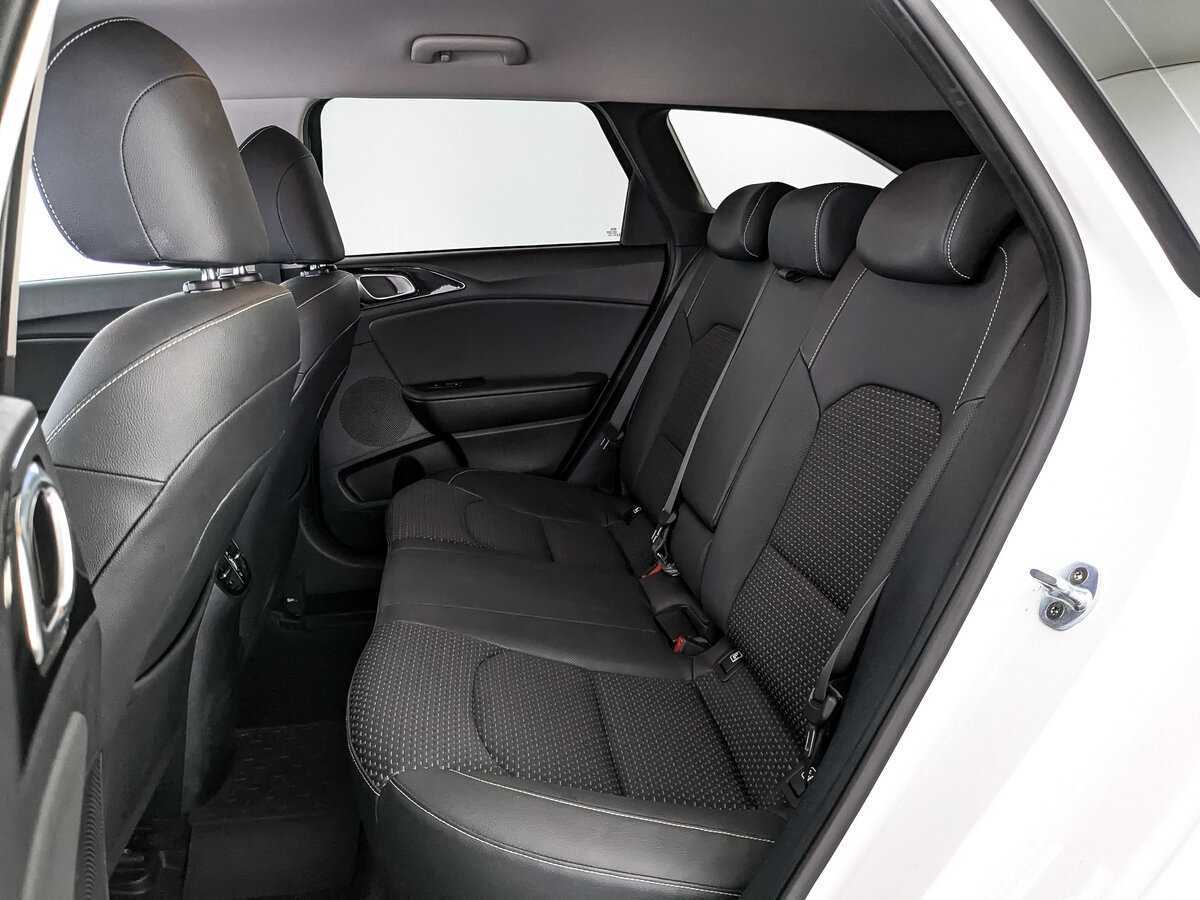 Kia Ceed 2019 года с пробегом. Фото: #12