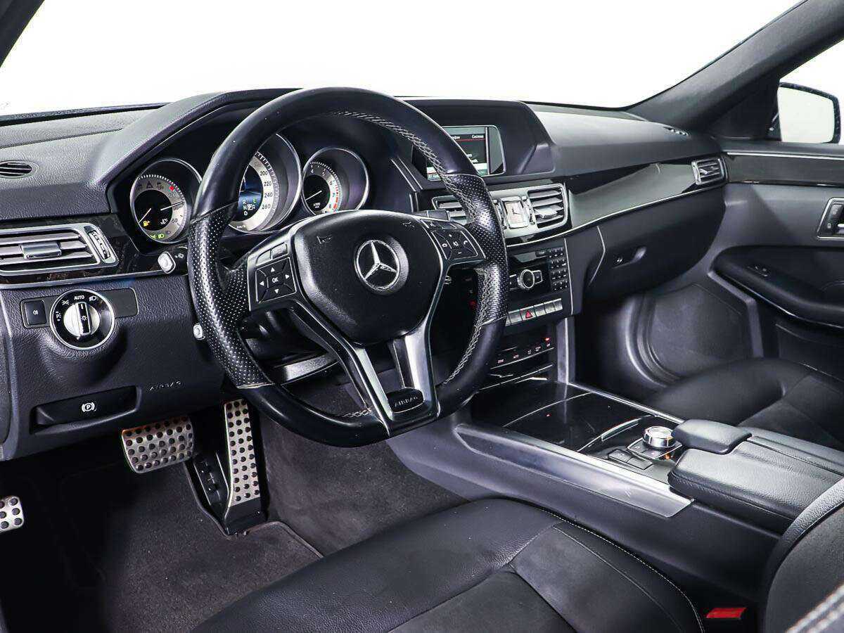 Mercedes-Benz E-Класс 2013 года с пробегом. Фото: #12