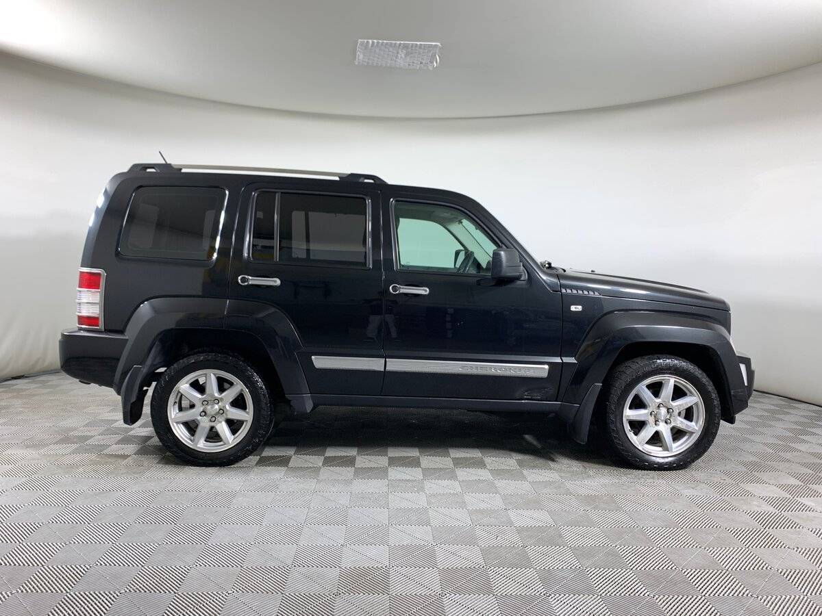 Jeep Cherokee 2008 года с пробегом. Фото: #3