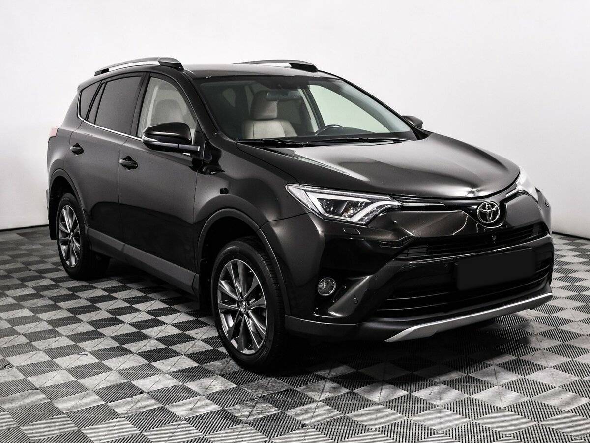 Toyota RAV4 2015 года с пробегом. Фото: #2