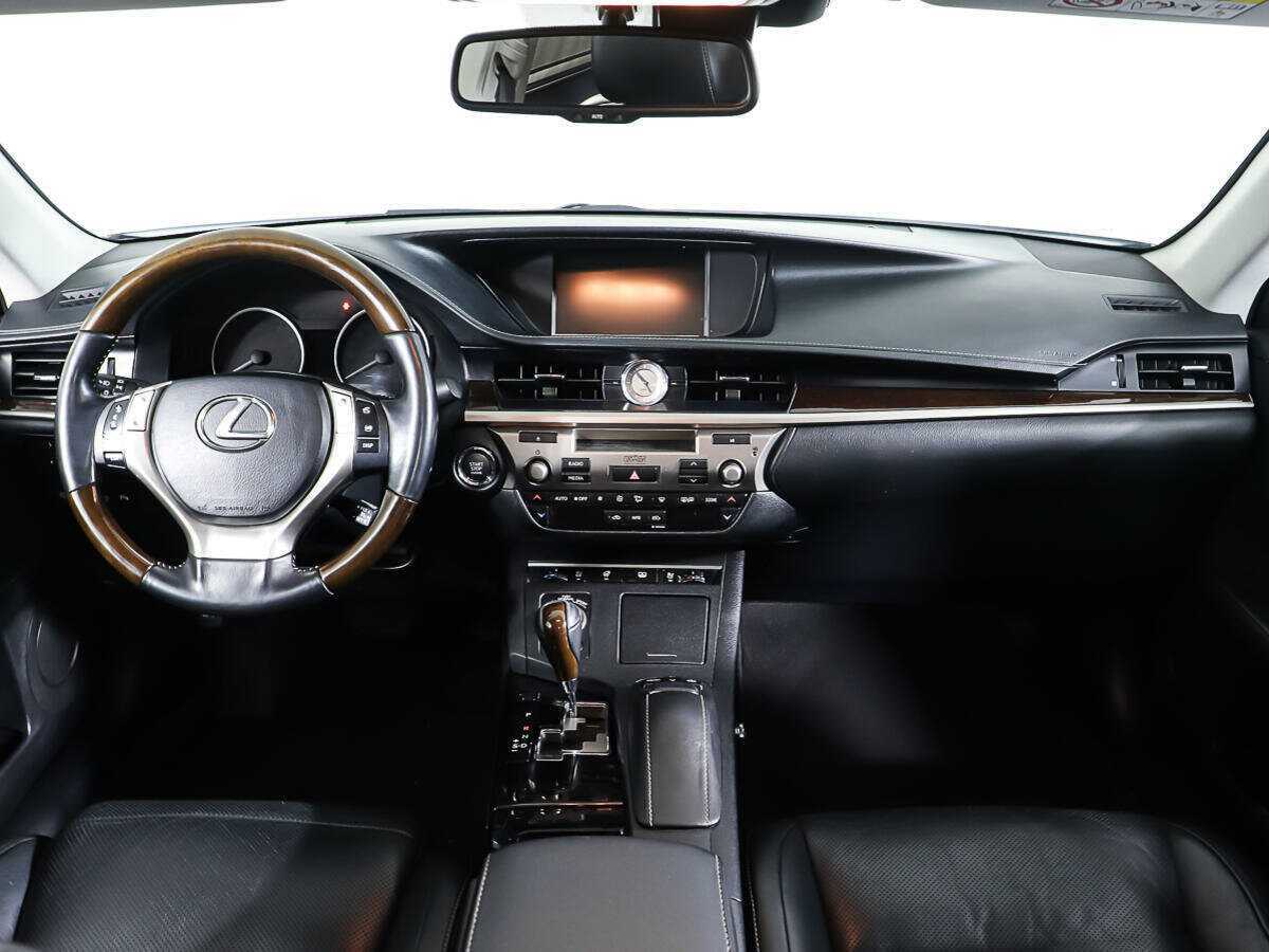 Lexus ES 2014 года с пробегом. Фото: #10