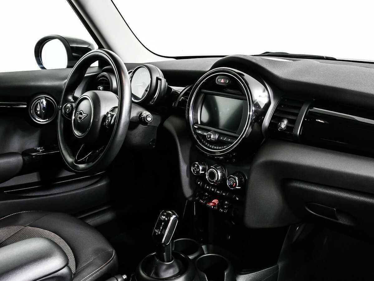 Mini Hatch 2020 года с пробегом. Фото: #8
