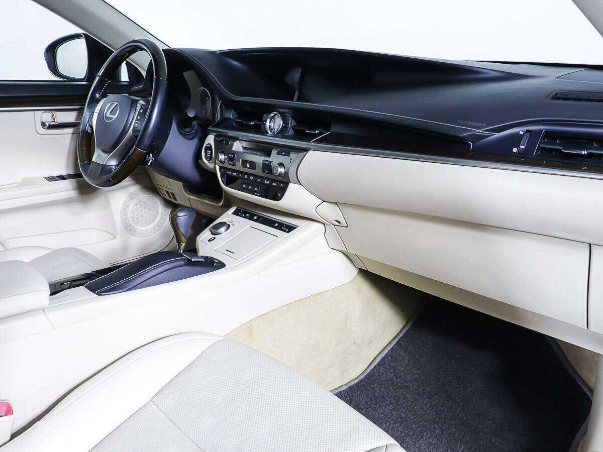 Lexus ES 2013 года с пробегом. Фото: #8