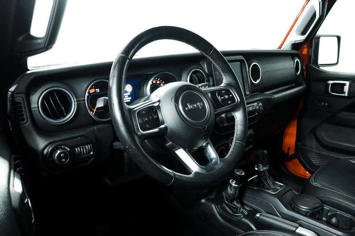 Jeep Wrangler 2018 года с пробегом. Фото: #11