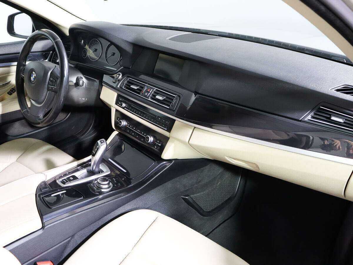 BMW 5 серии 2012 года с пробегом. Фото: #5