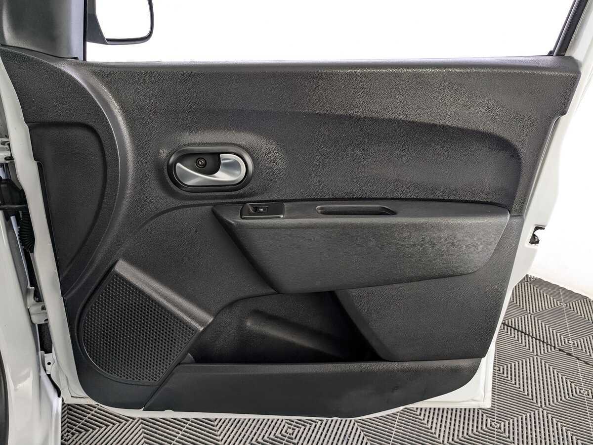 Renault Dokker 2019 года с пробегом. Фото: #23