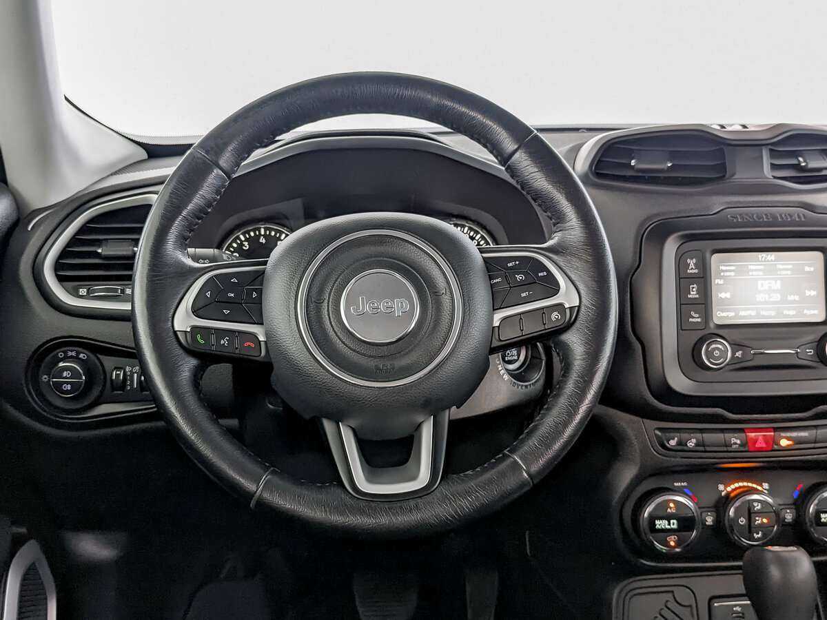 Jeep Renegade 2017 года с пробегом. Фото: #16