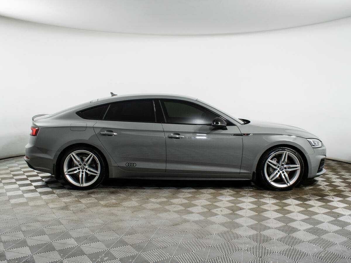 Audi A5 2018 года с пробегом. Фото: #2