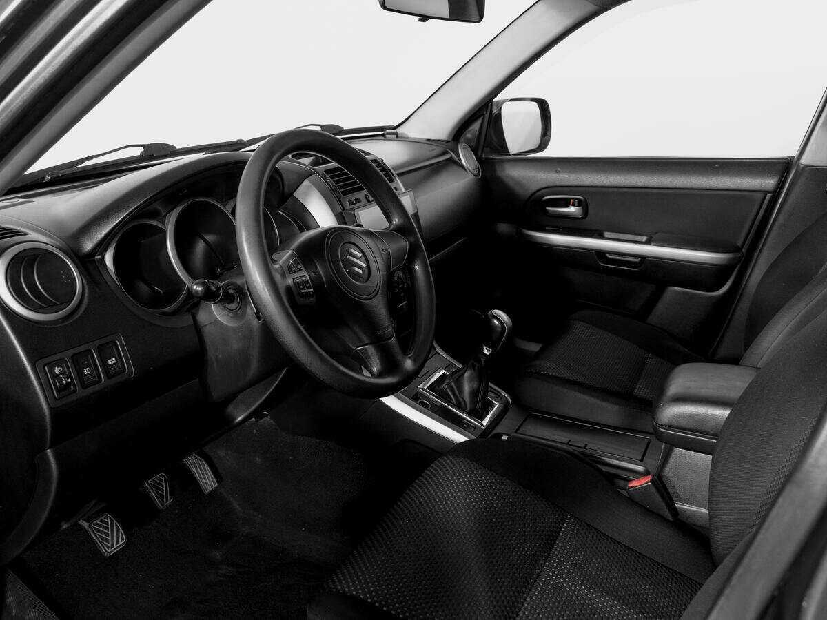 Suzuki Grand Vitara 2005 года с пробегом. Фото: #13