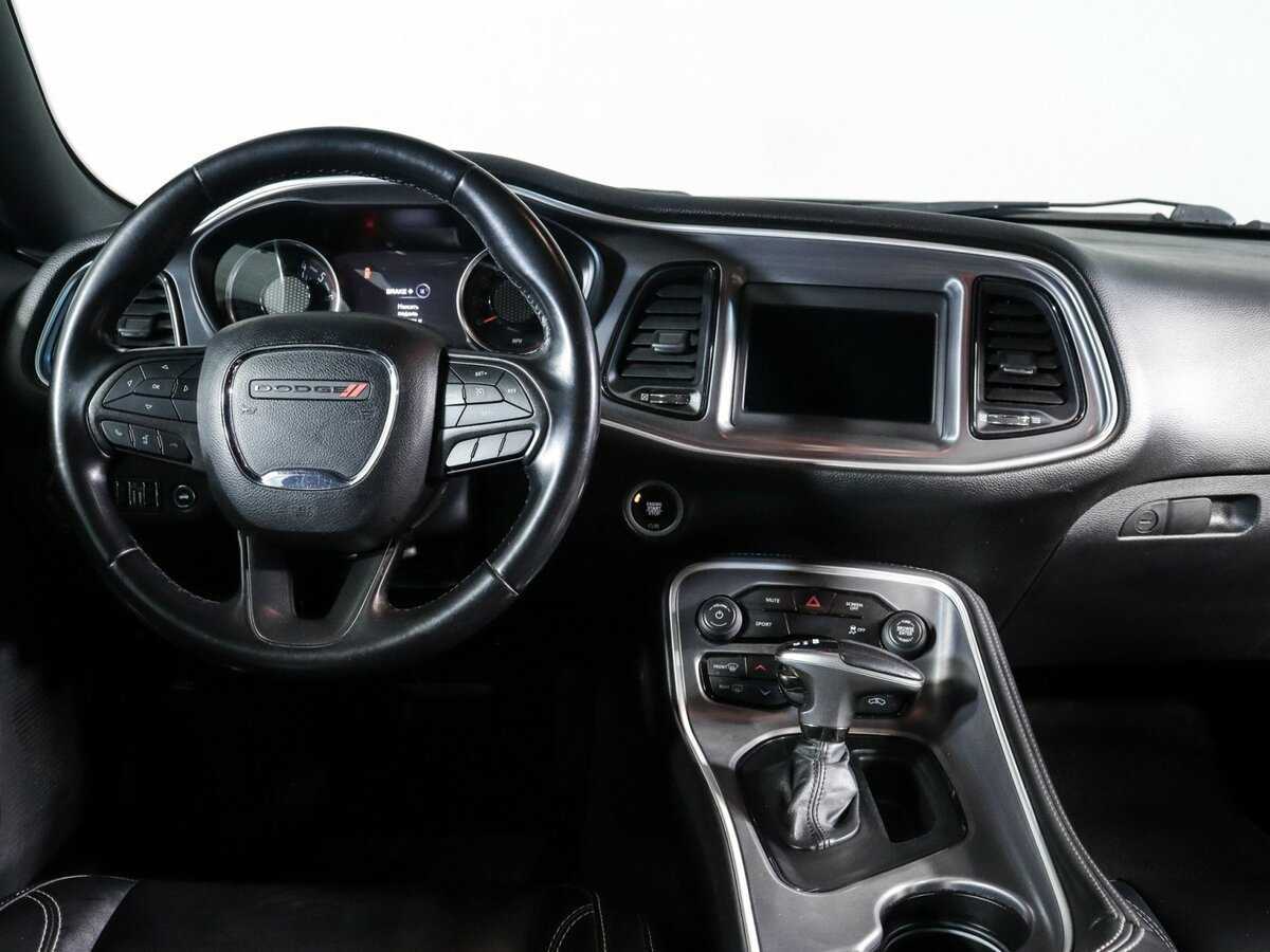 Dodge Challenger 2019 года с пробегом. Фото: #8