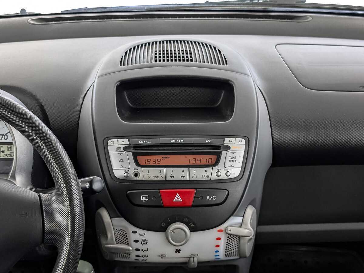 Peugeot 107 2010 года с пробегом. Фото: #14