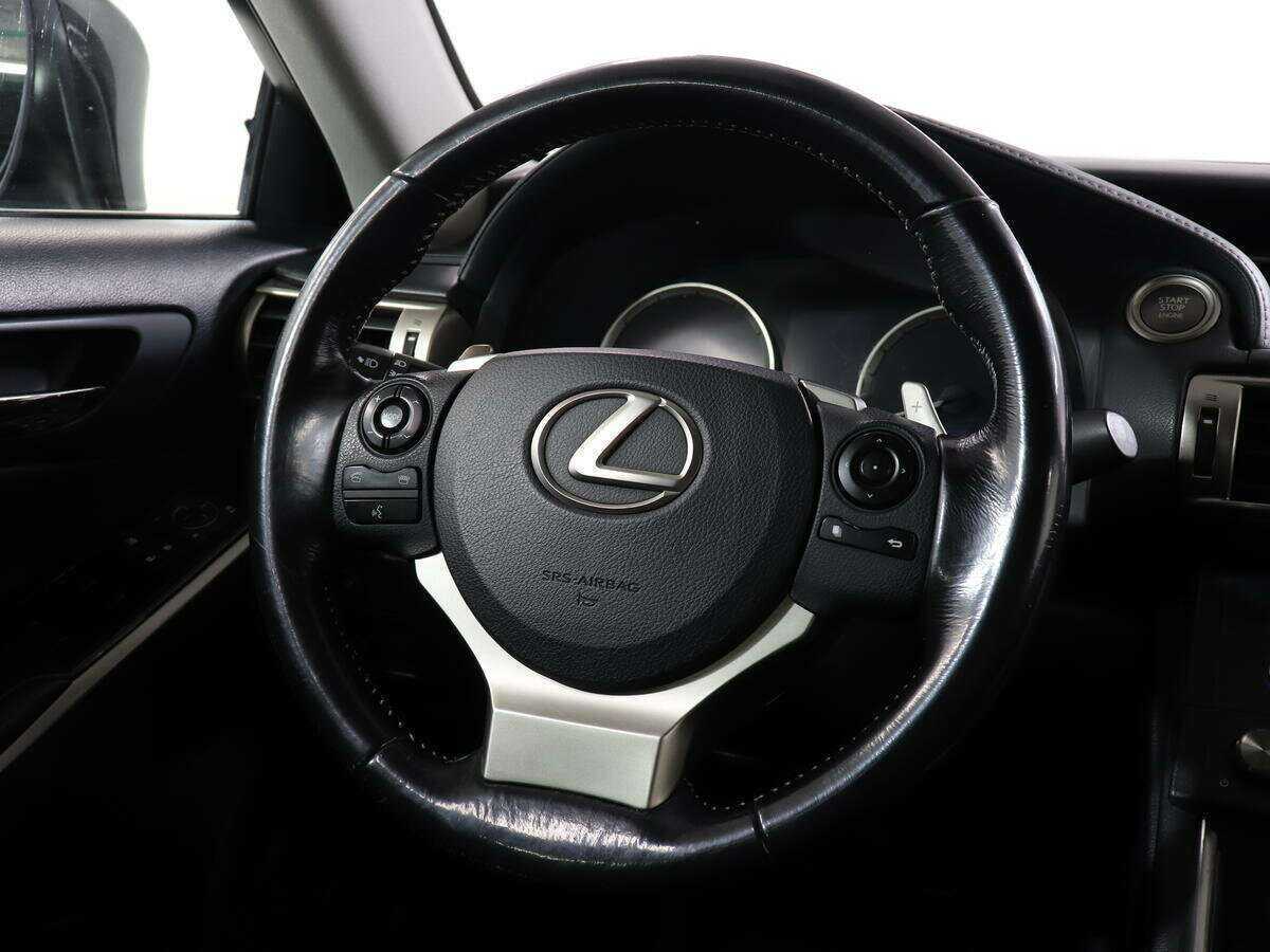 Lexus IS 2015 года с пробегом. Фото: #13