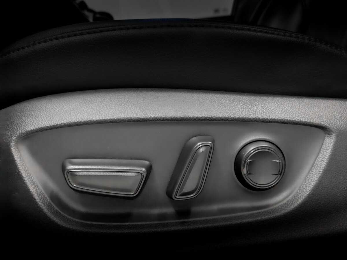 Toyota Camry 2019 года с пробегом. Фото: #18