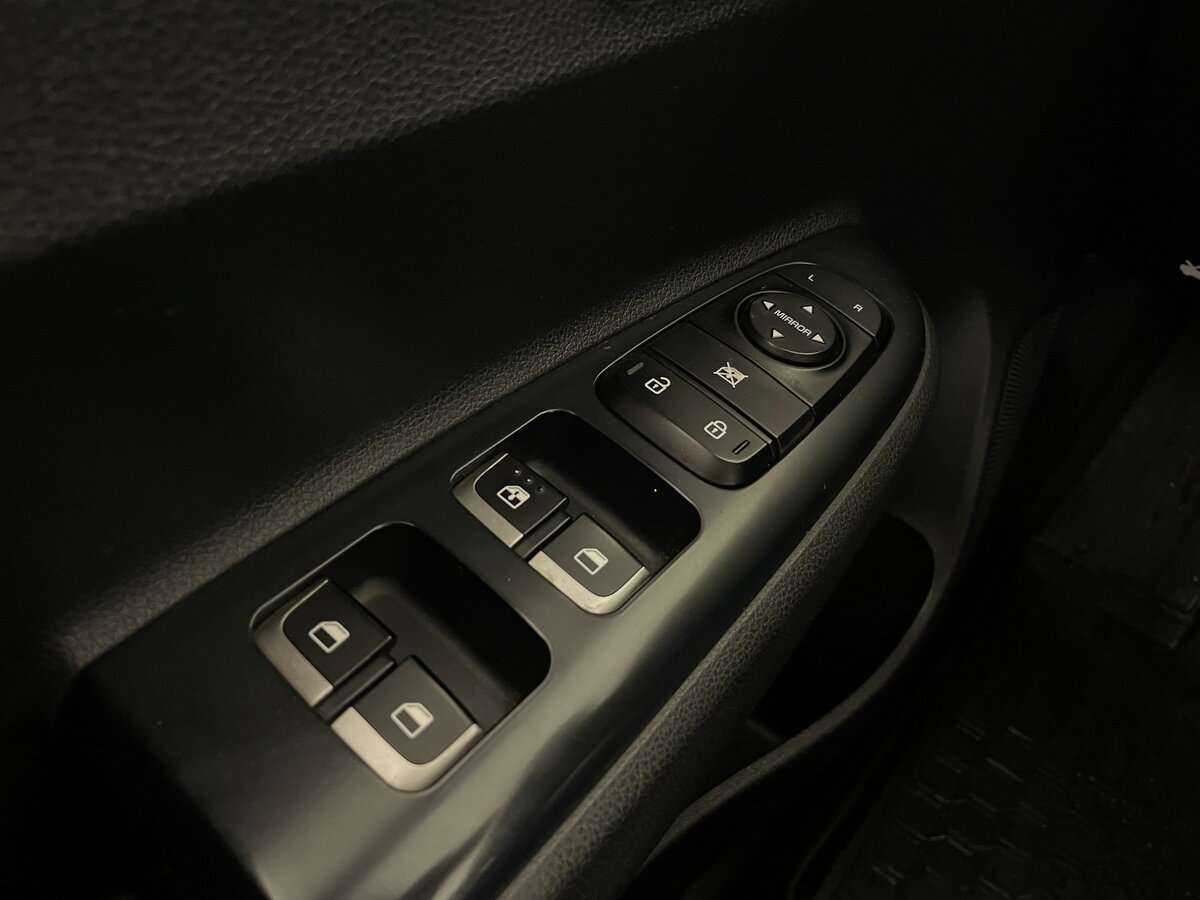 Kia Rio 2019 года с пробегом. Фото: #16