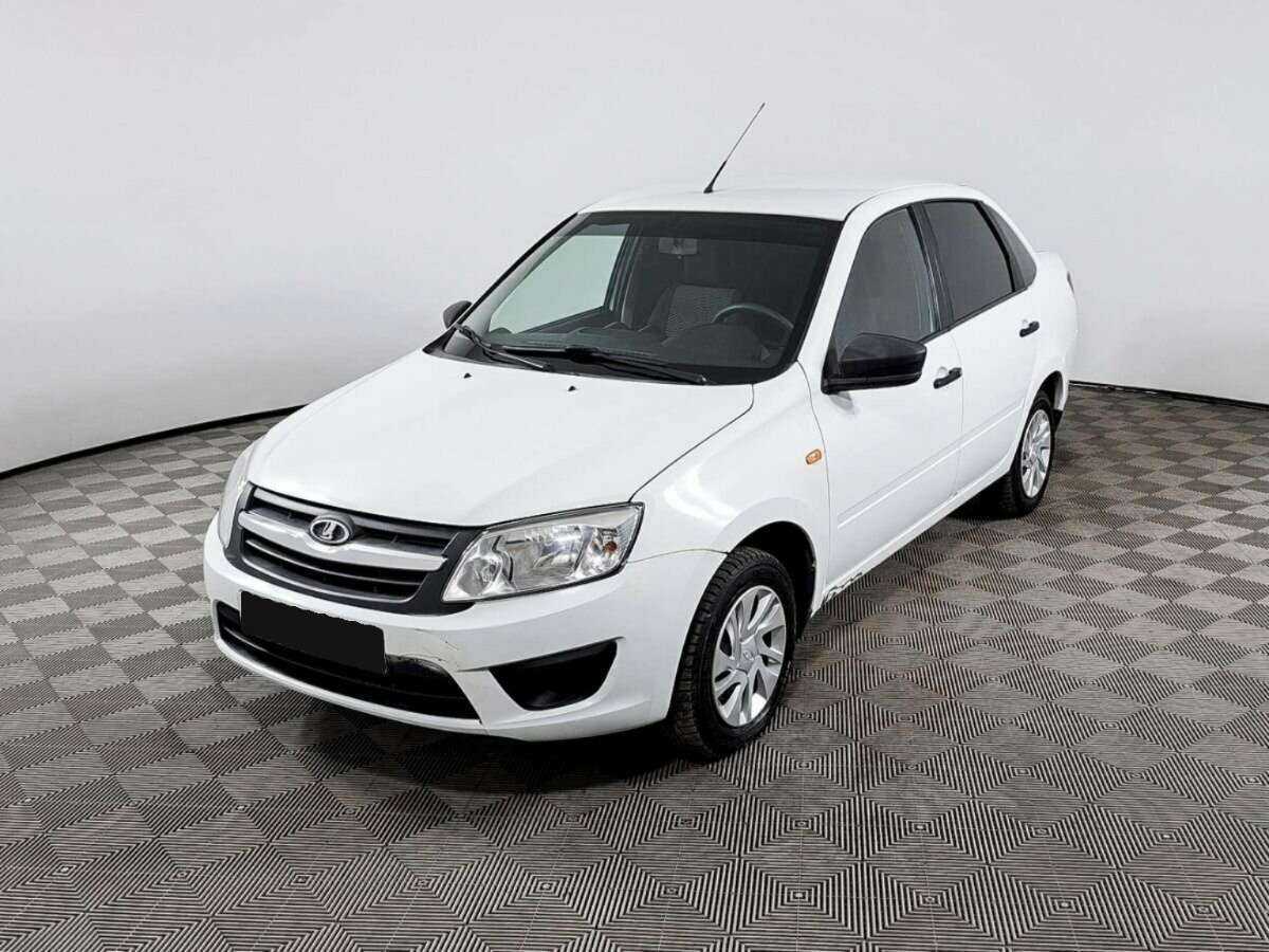 Lada (ВАЗ) Granta 2016 года с пробегом. Посмотреть фото