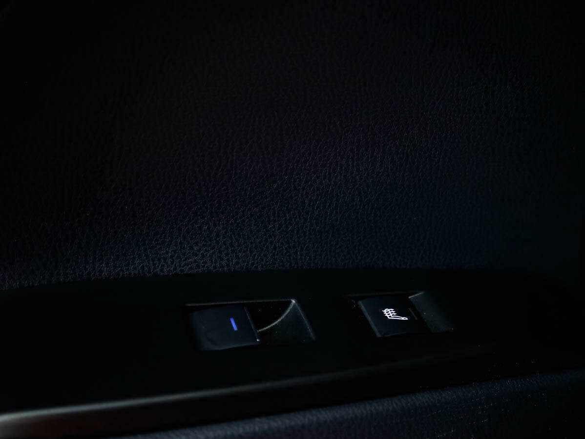 Toyota Camry 2021 года с пробегом. Фото: #13