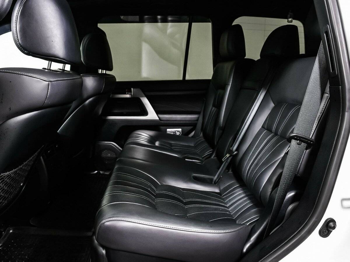 Toyota Land Cruiser 2019 года с пробегом. Фото: #11