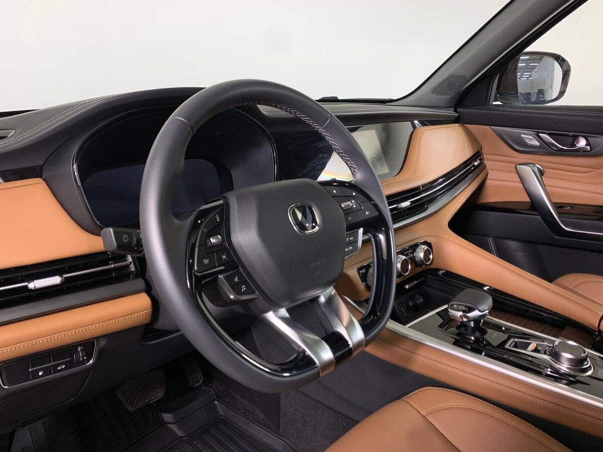 Changan CS95 2023 года с пробегом. Фото: #10