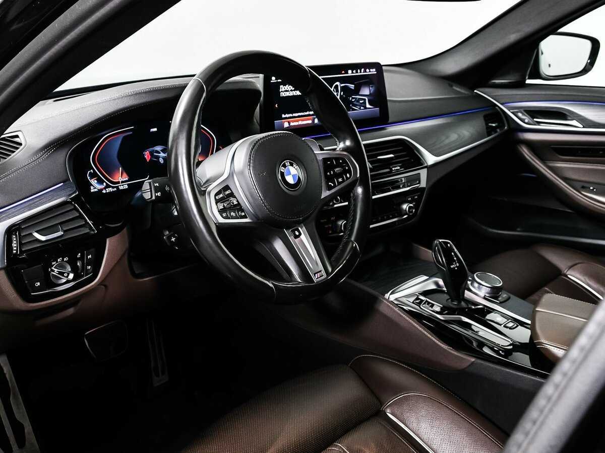 BMW 5 серии 2020 года с пробегом. Фото: #11
