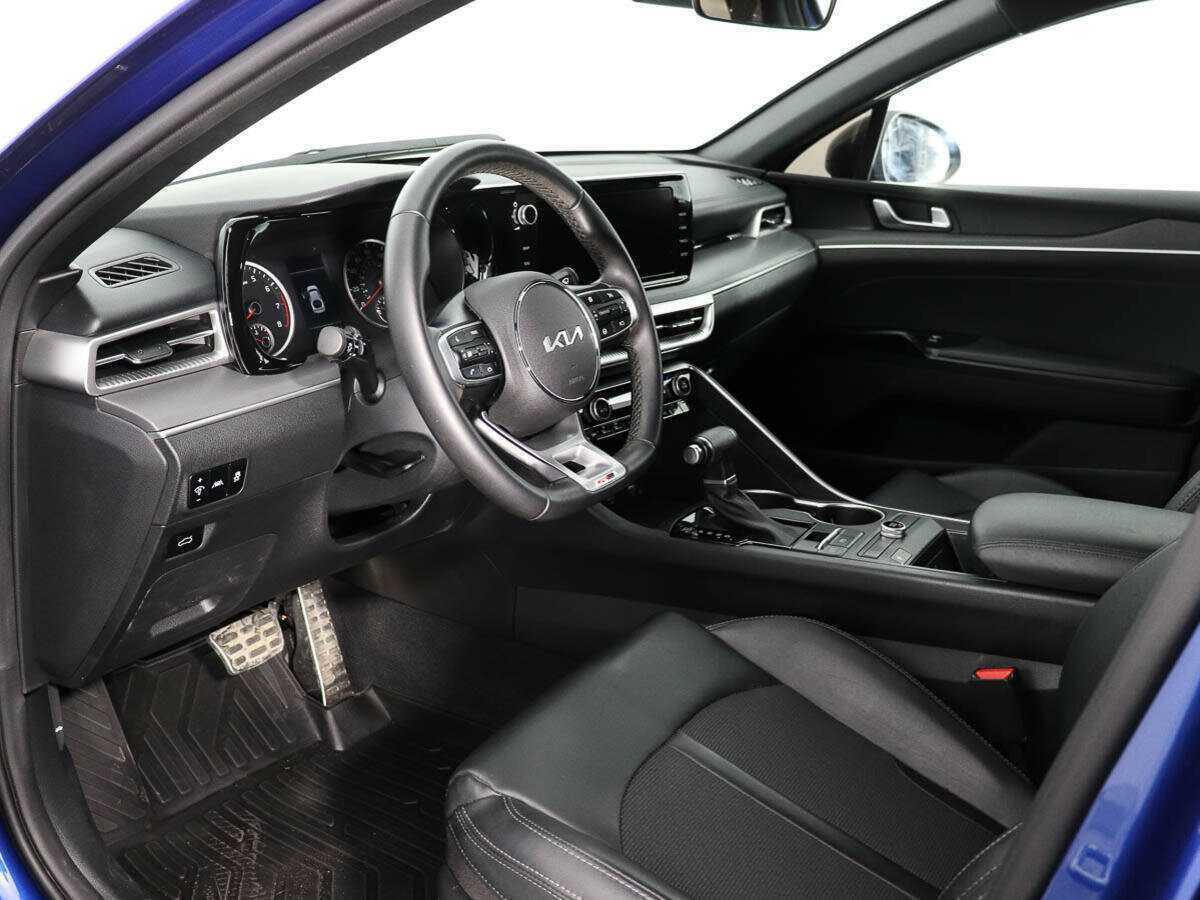 Kia K5 2022 года с пробегом. Фото: #9