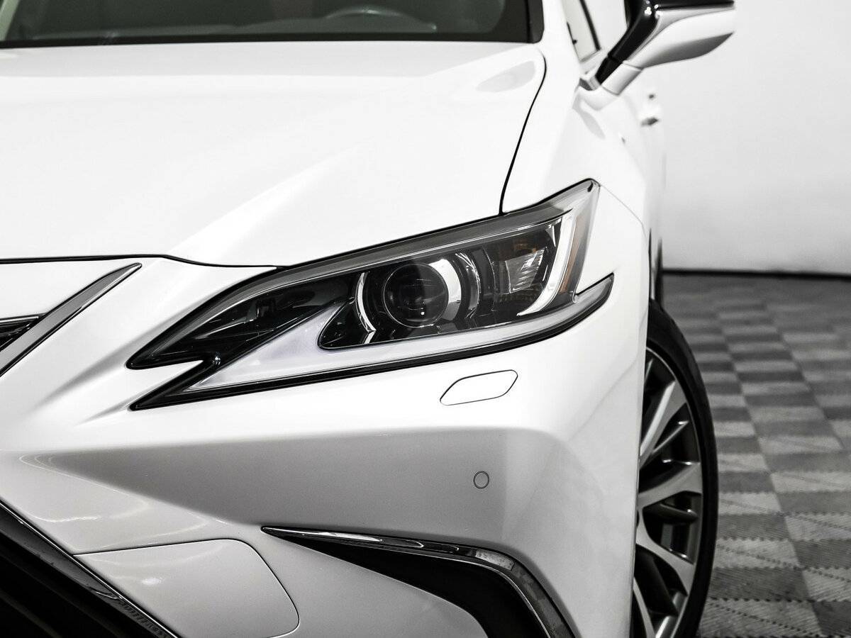 Lexus ES 2021 года с пробегом. Фото: #15