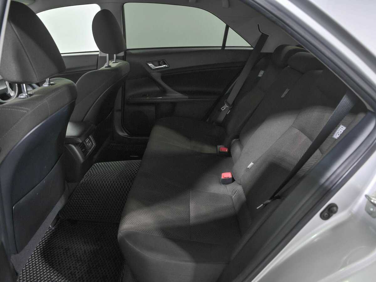 Toyota Mark X 2016 года с пробегом. Фото: #15