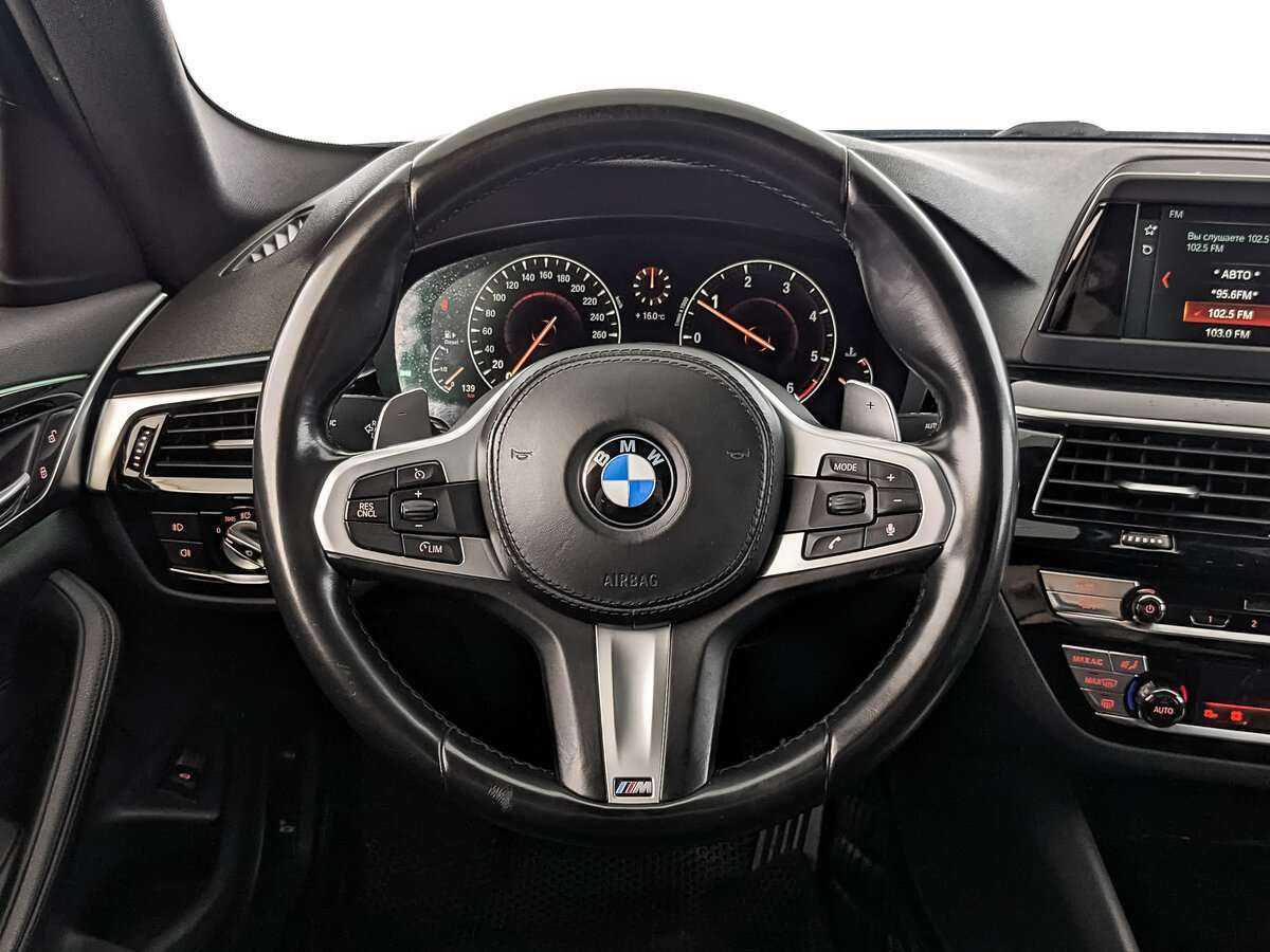 BMW 5 серии 2017 года с пробегом. Фото: #17