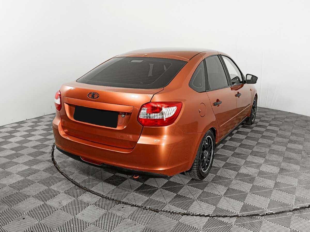 Lada (ВАЗ) Granta 2015 года с пробегом. Фото: #4