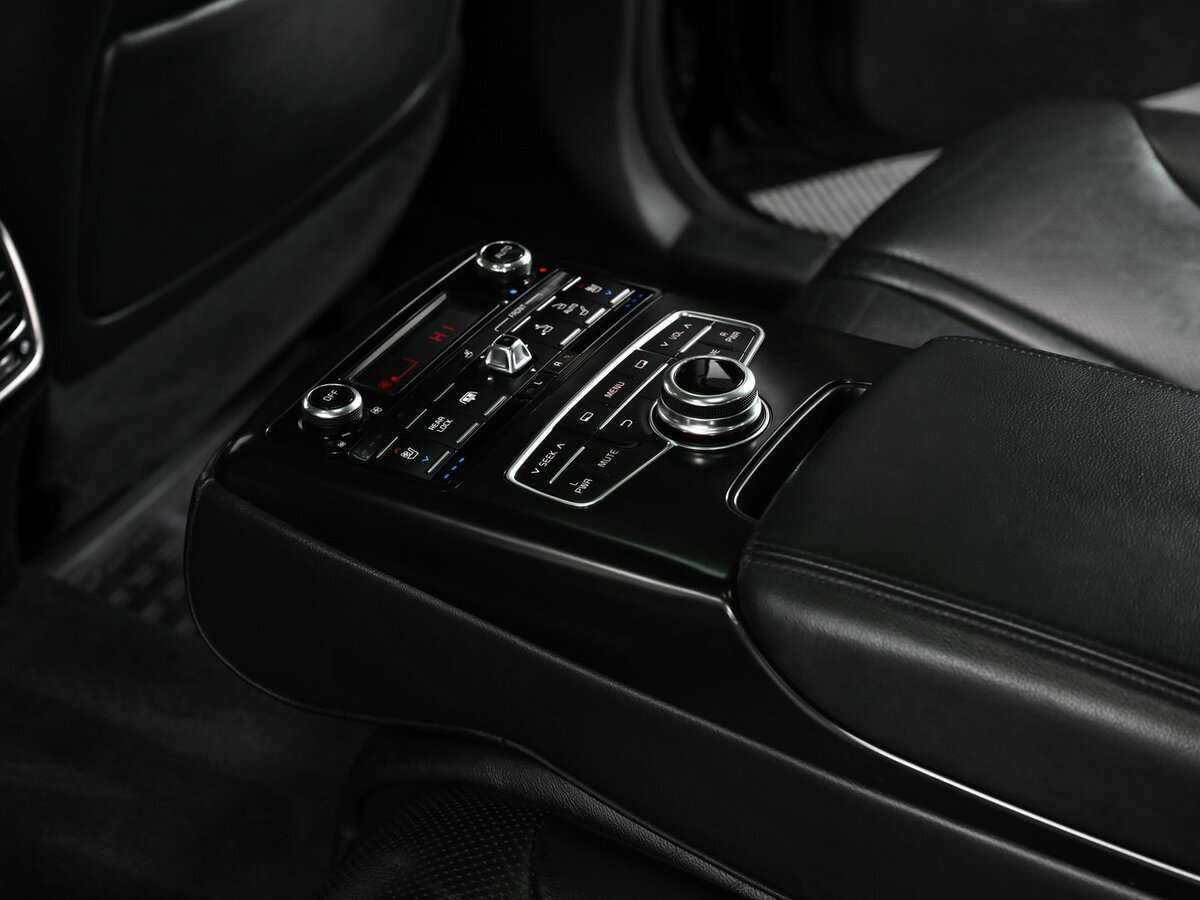 Kia Quoris 2014 года с пробегом. Фото: #17