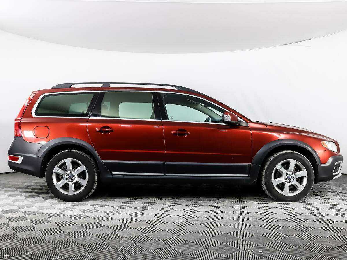 Volvo XC70 2010 года с пробегом. Фото: #3