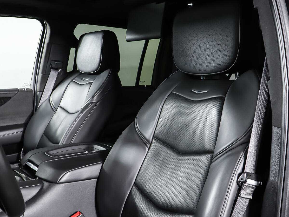 Cadillac Escalade 2015 года с пробегом. Фото: #27