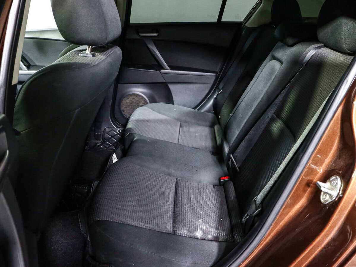 Mazda 3 2012 года с пробегом. Фото: #7