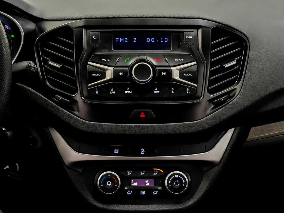 Lada (ВАЗ) Vesta 2016 года с пробегом. Фото: #14