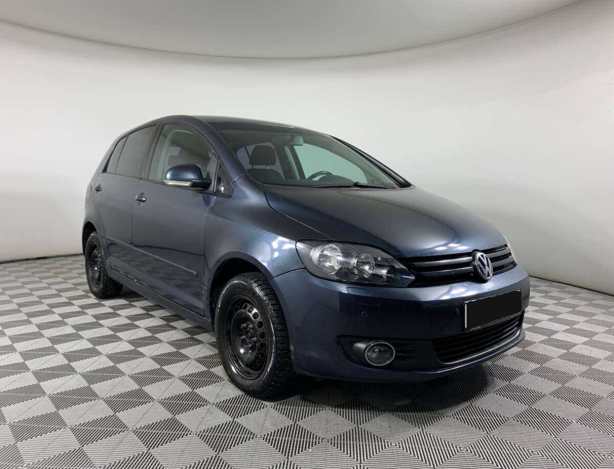 Volkswagen Golf Plus 2010 года с пробегом. Фото: #2