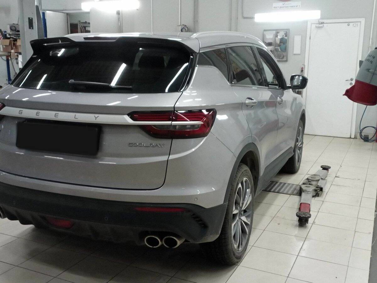 Geely Coolray 2023 года с пробегом. Фото: #2