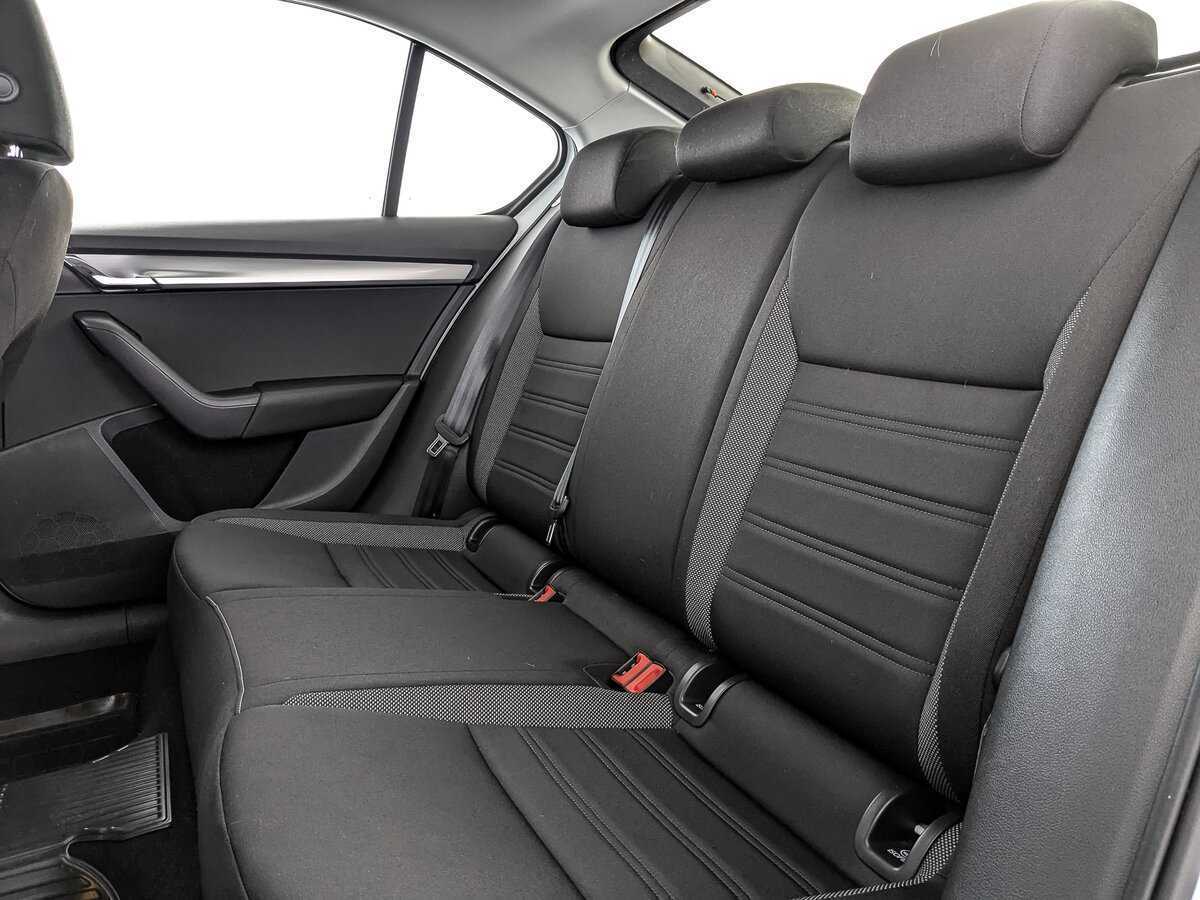 Skoda Octavia 2019 года с пробегом. Фото: #12