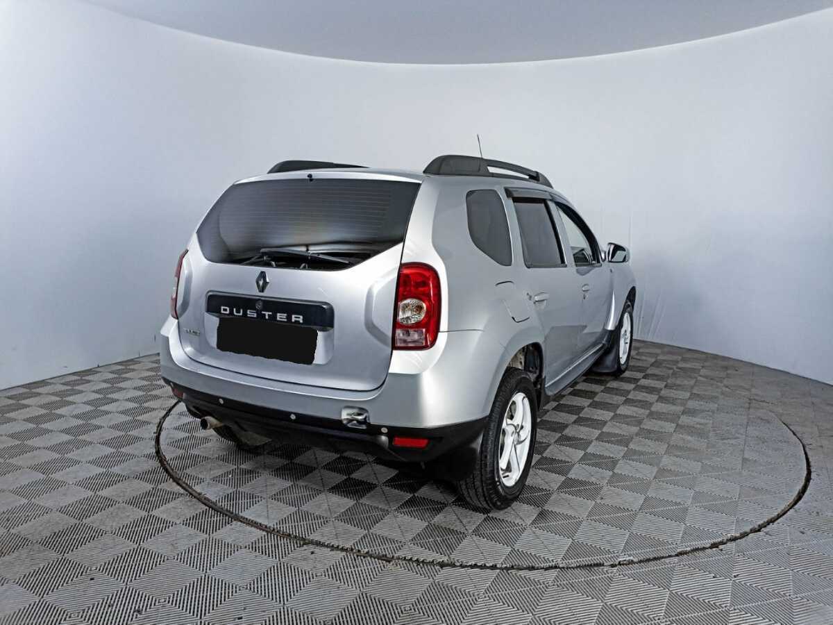 Renault Duster 2012 года с пробегом. Фото: #4