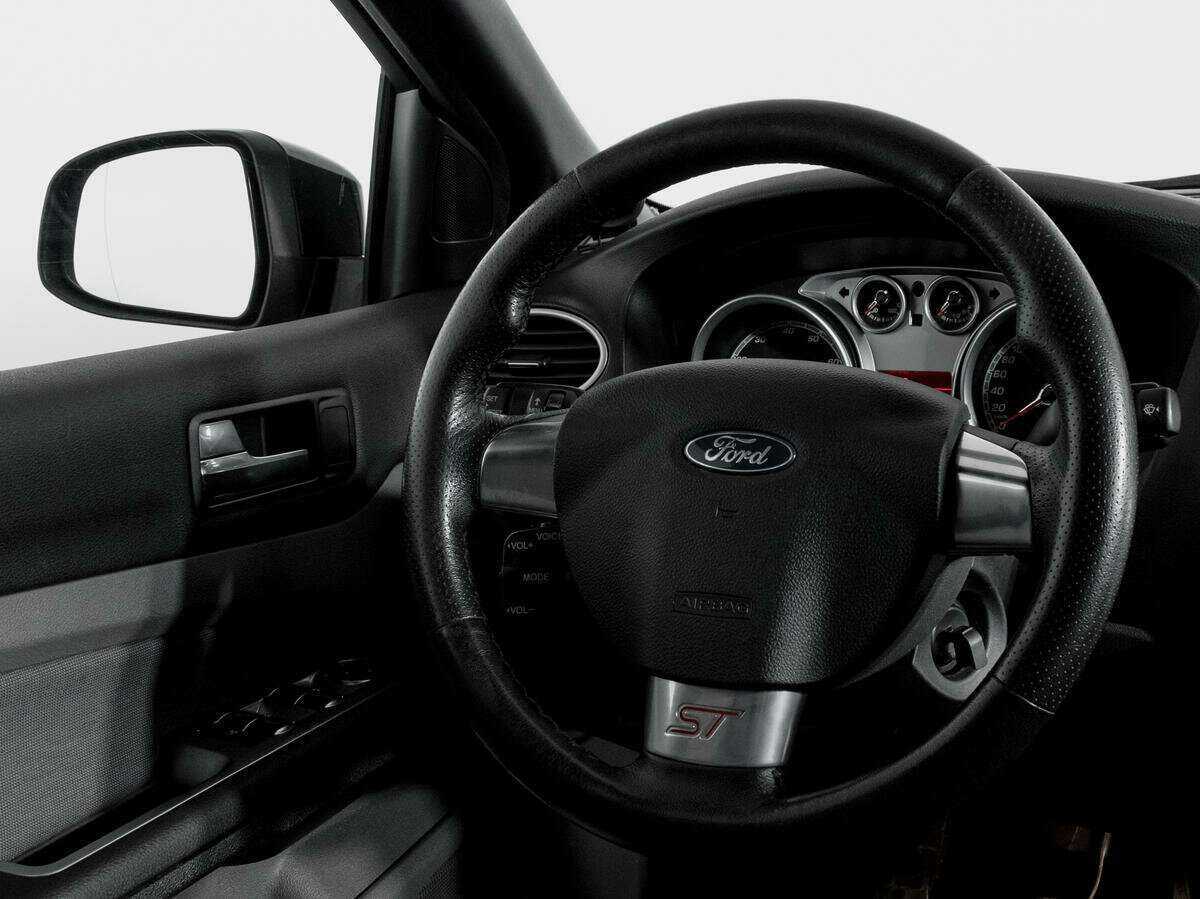 Ford Focus ST 2008 года с пробегом. Фото: #14