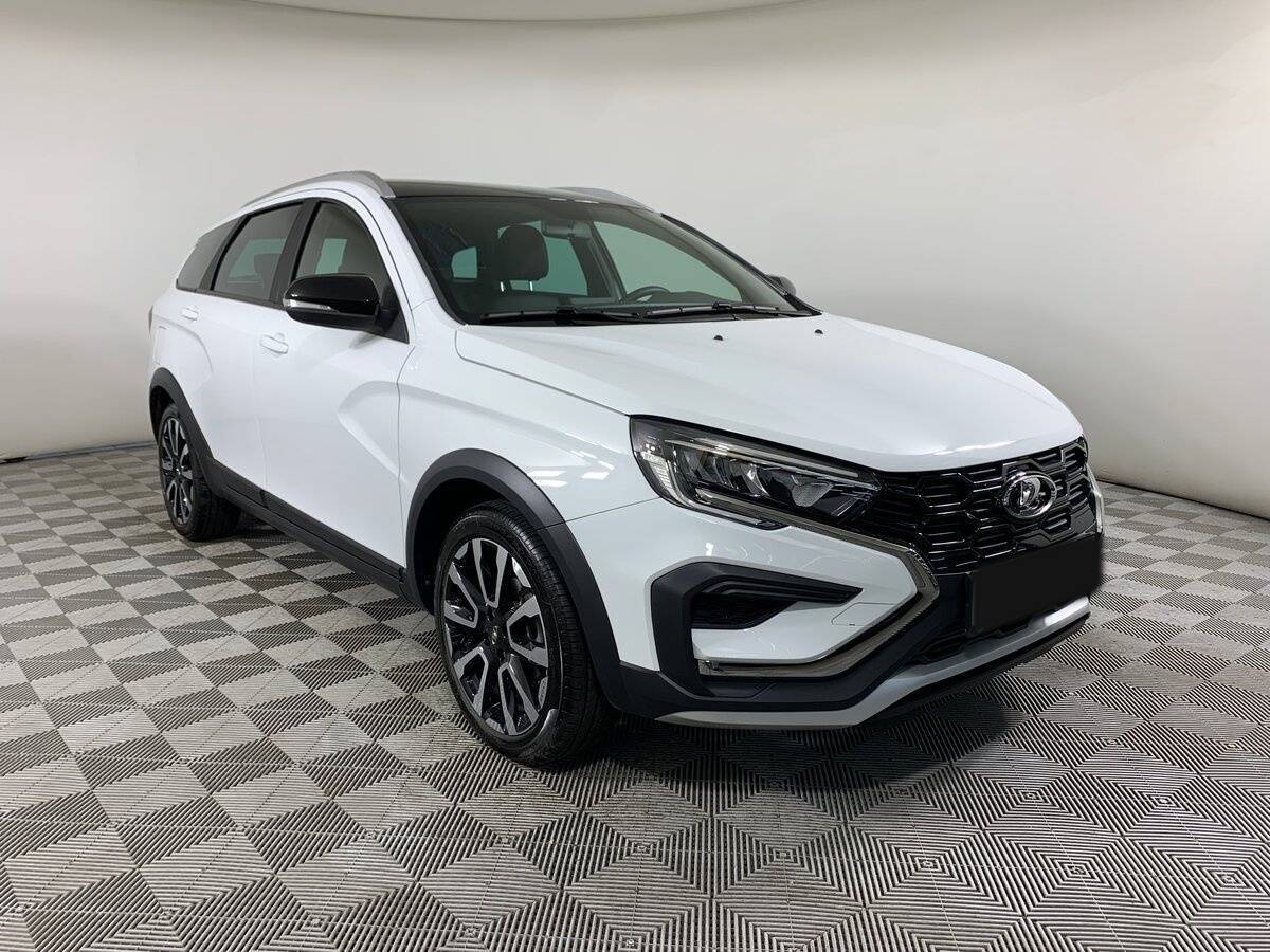 Lada (ВАЗ) Vesta 2024 года с пробегом. Фото: #2