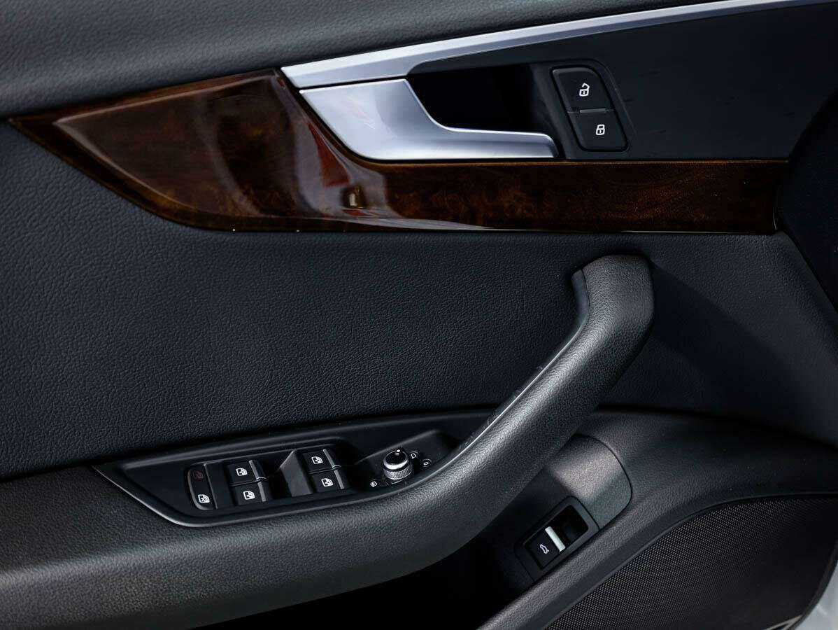 Audi A4 2015 года с пробегом. Фото: #15