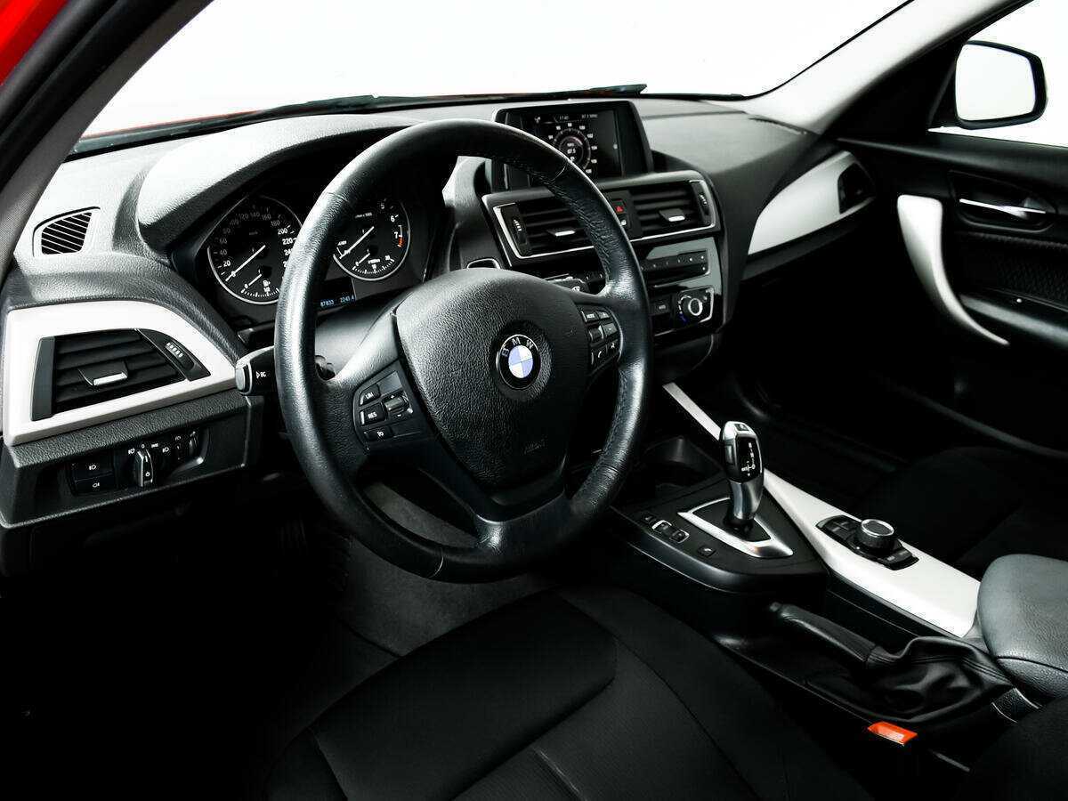 BMW 1 серии 2016 года с пробегом. Фото: #12