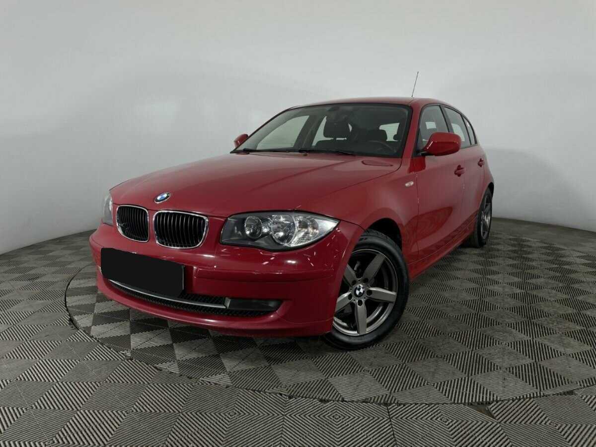 BMW 1 серии 2010 года с пробегом. Посмотреть фото