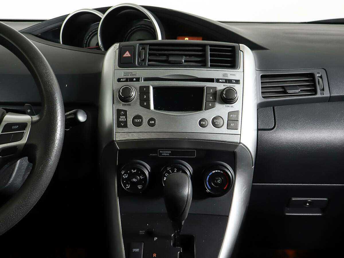 Toyota Verso 2011 года с пробегом. Фото: #11