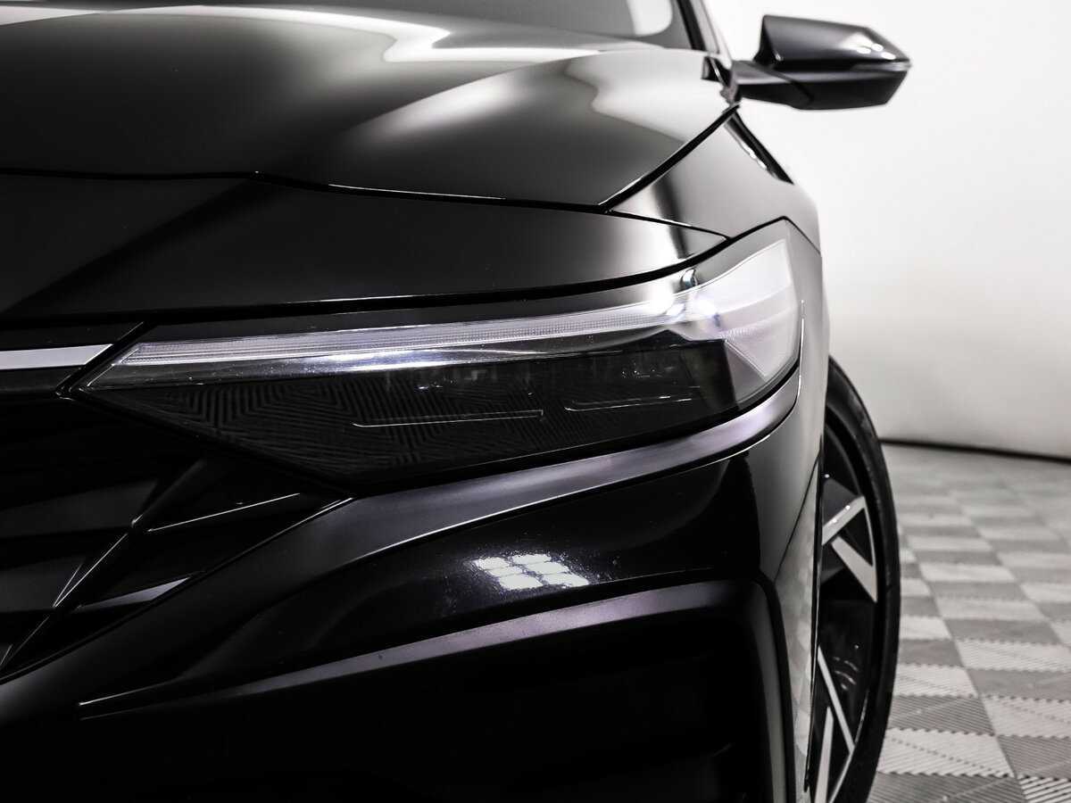 Hyundai Elantra 2024 года с пробегом. Фото: #14