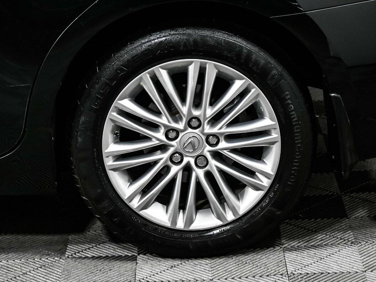 Lexus ES 2016 года с пробегом. Фото: #15