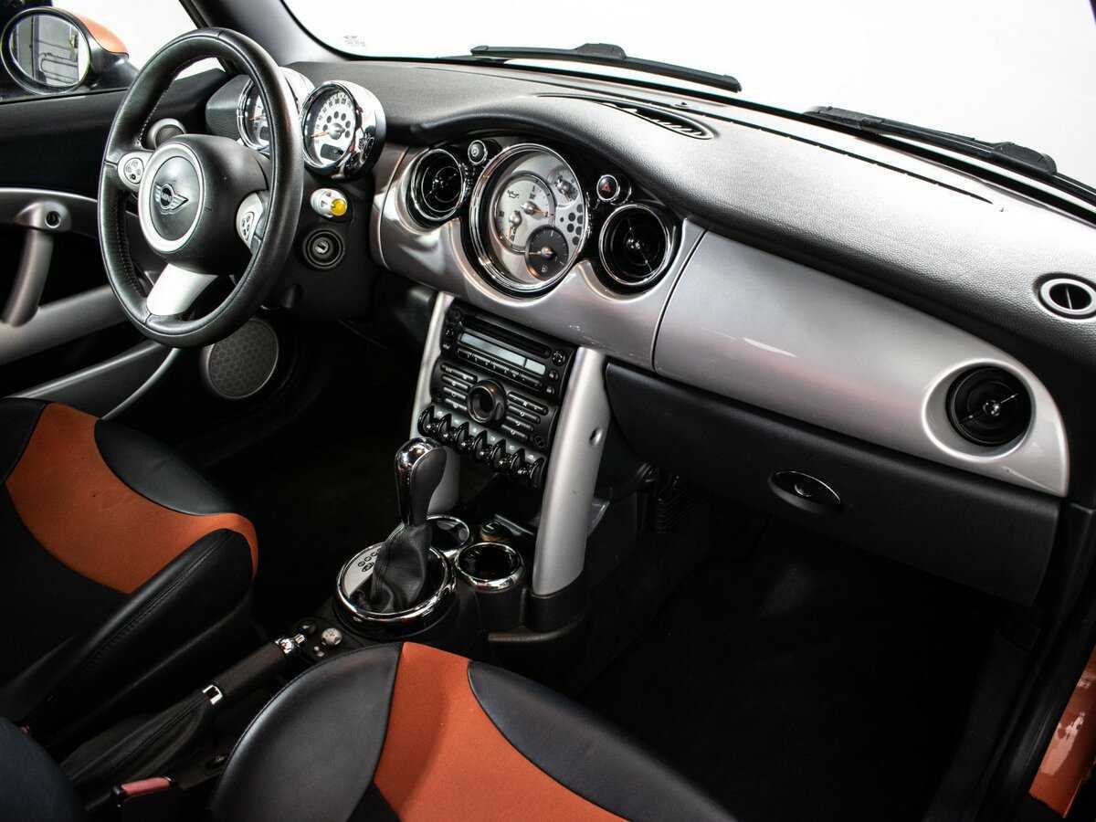 Mini Cabrio 2005 года с пробегом. Фото: #8